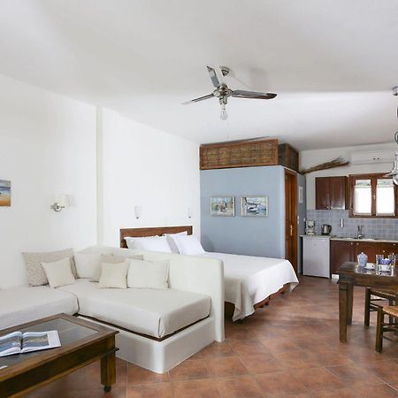 9 Muses - Paros Aparthotel Exteriör bild