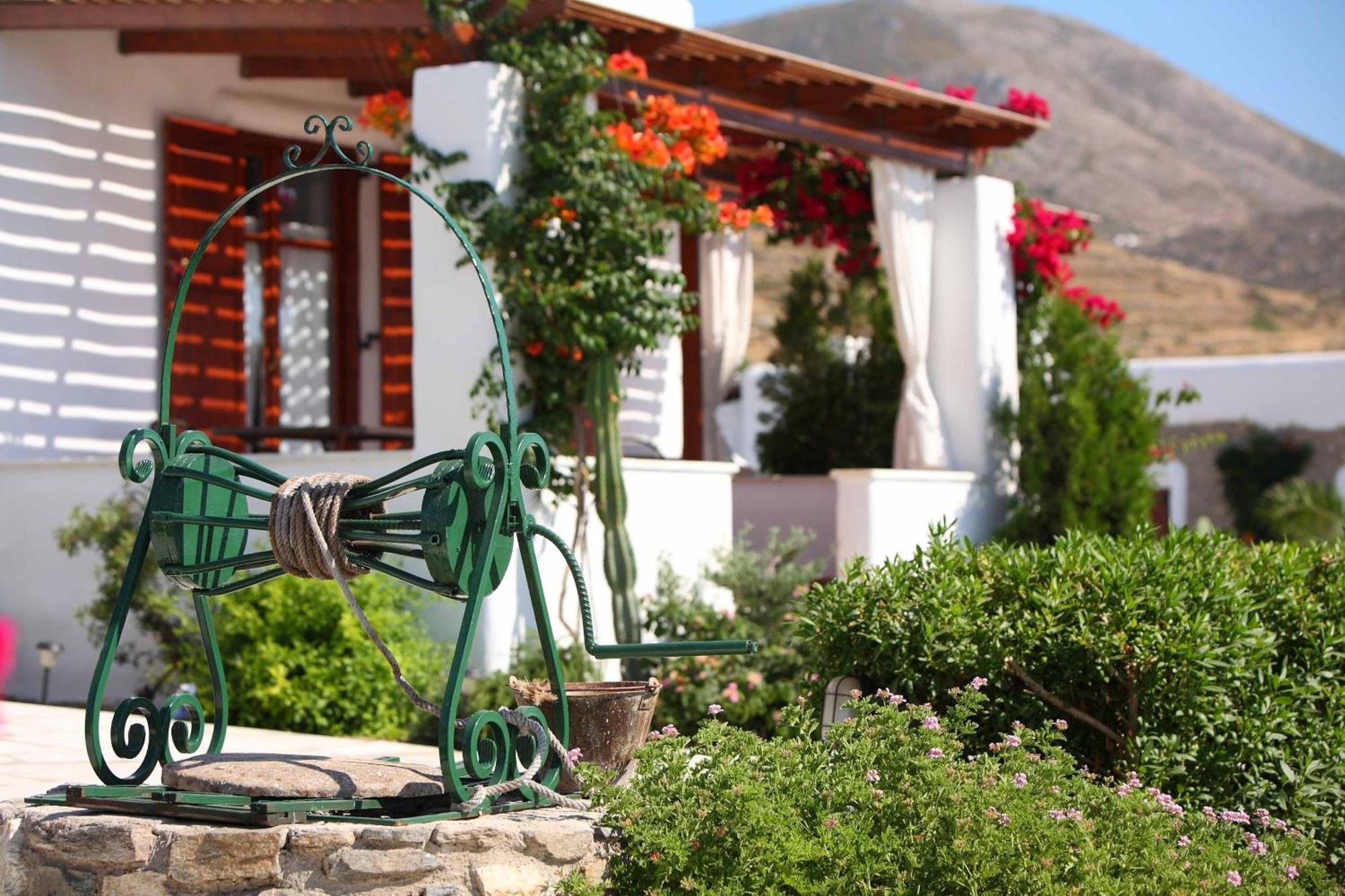 9 Muses - Paros Aparthotel Exteriör bild
