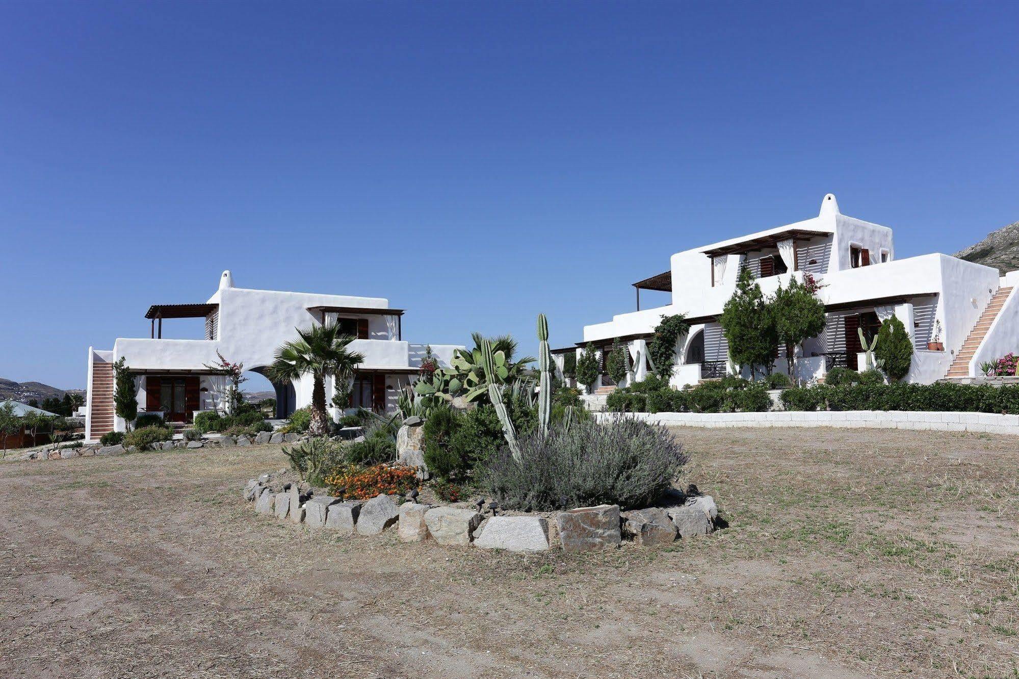 9 Muses - Paros Aparthotel Exteriör bild