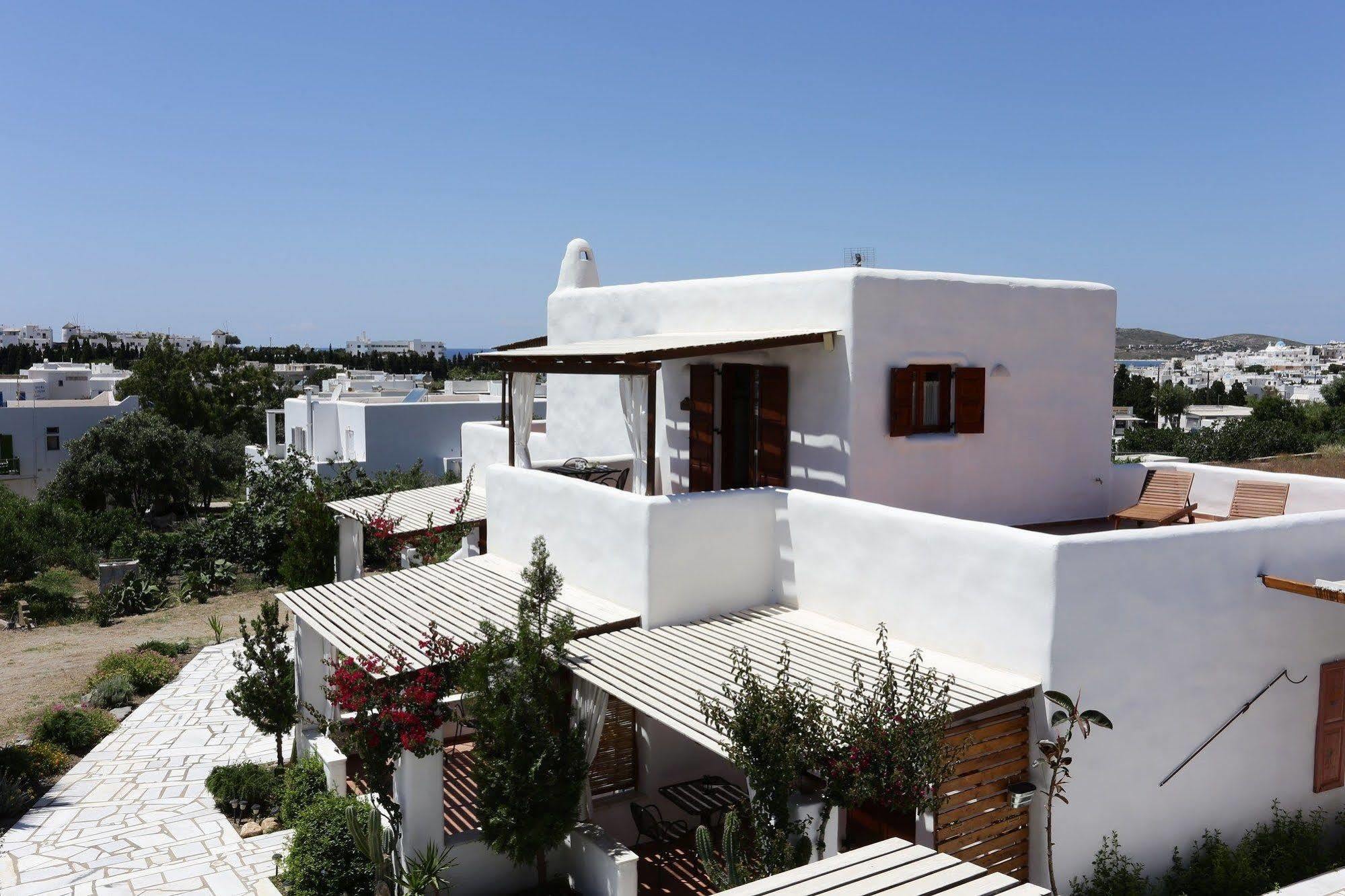 9 Muses - Paros Aparthotel Exteriör bild