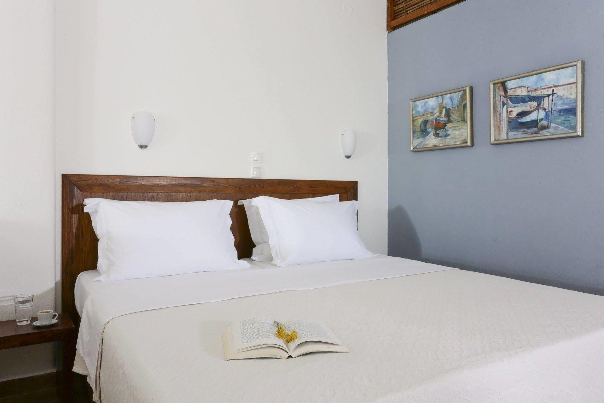9 Muses - Paros Aparthotel Exteriör bild
