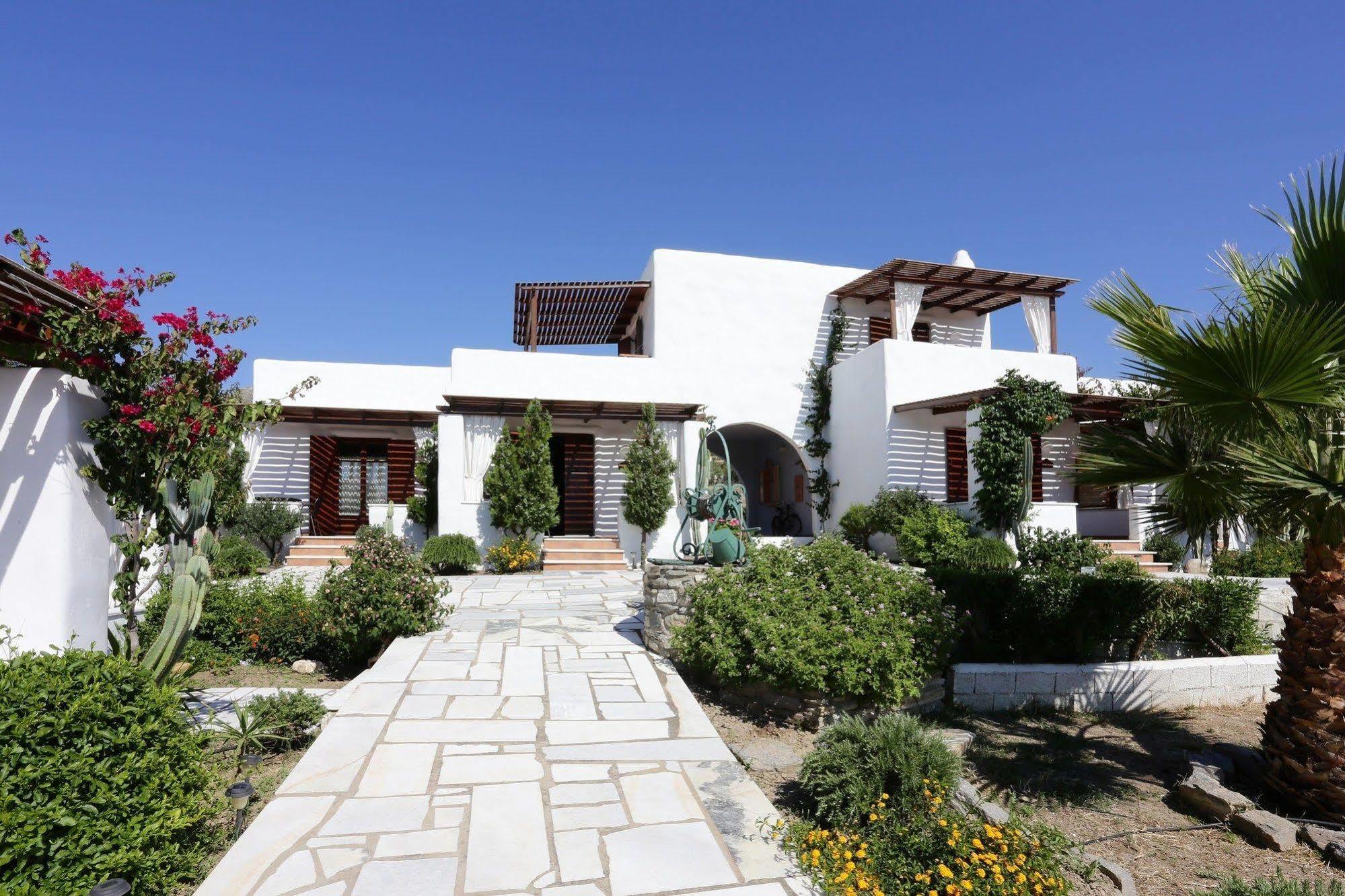 9 Muses - Paros Aparthotel Exteriör bild