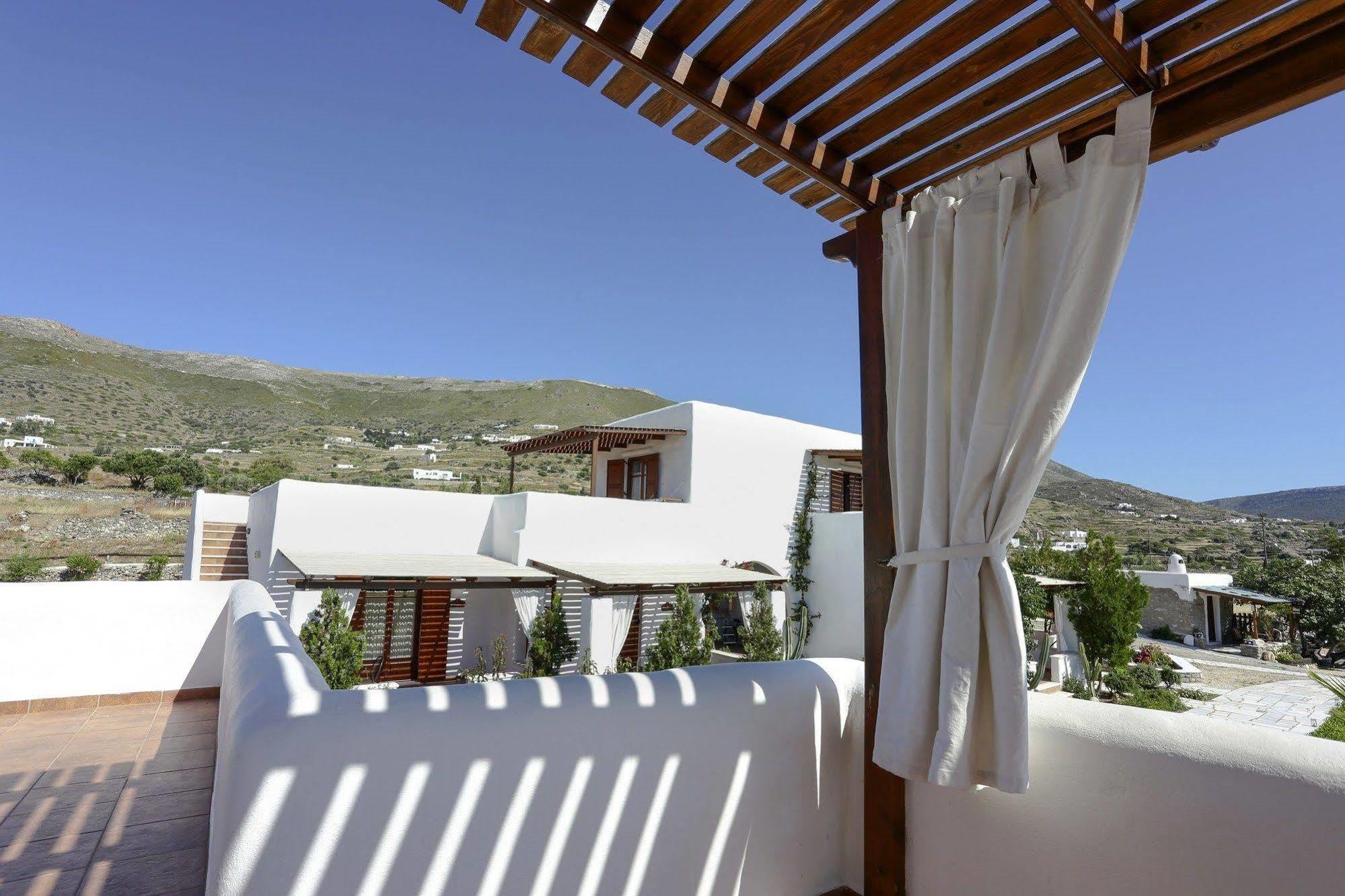 9 Muses - Paros Aparthotel Exteriör bild